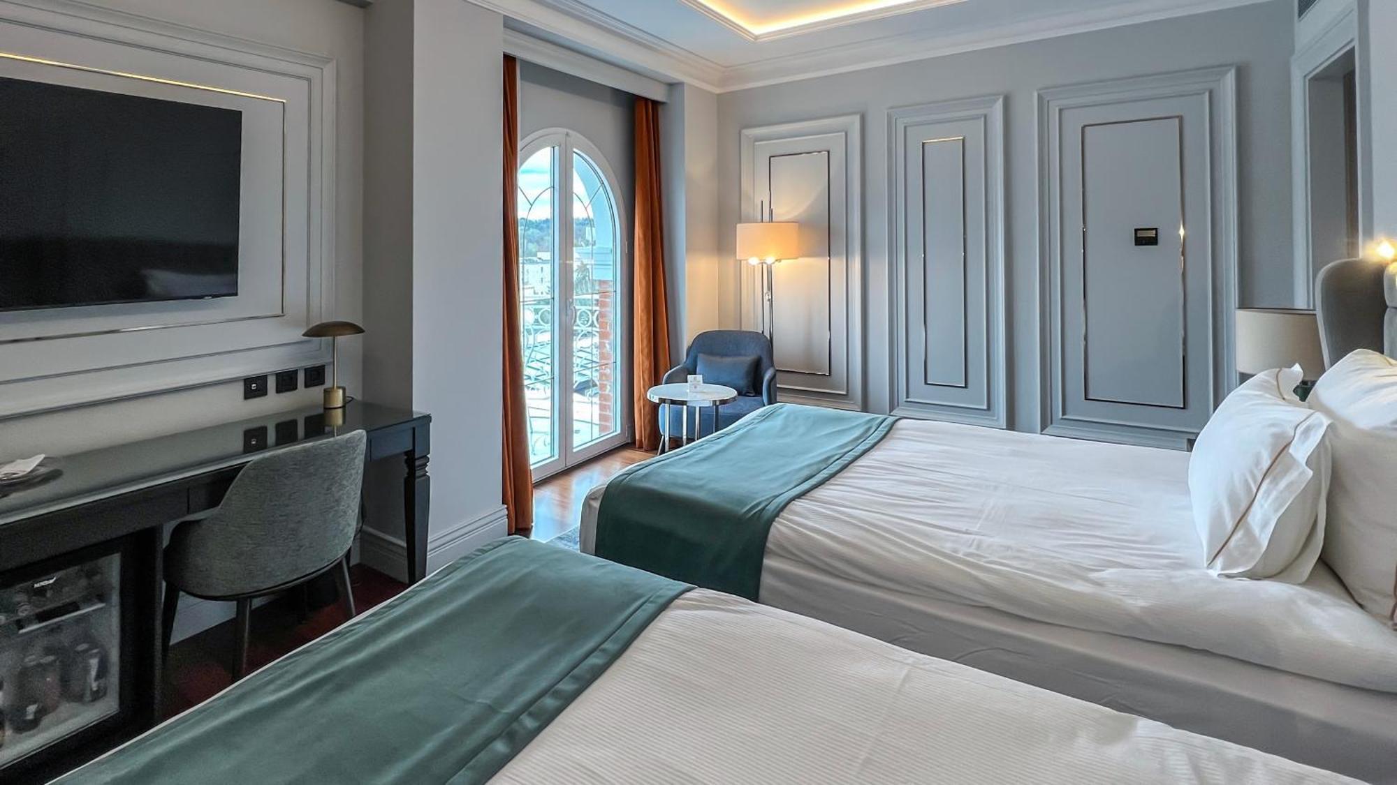 Xheko Imperial Luxury Hotel & Spa ติรานา ภายนอก รูปภาพ Deluxe Room