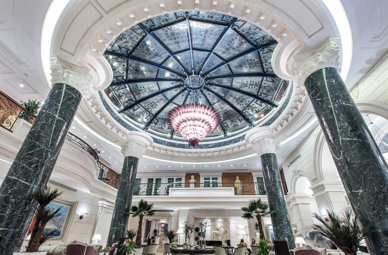 Xheko Imperial Luxury Hotel & Spa ติรานา ภายนอก รูปภาพ The lobby of the hotel